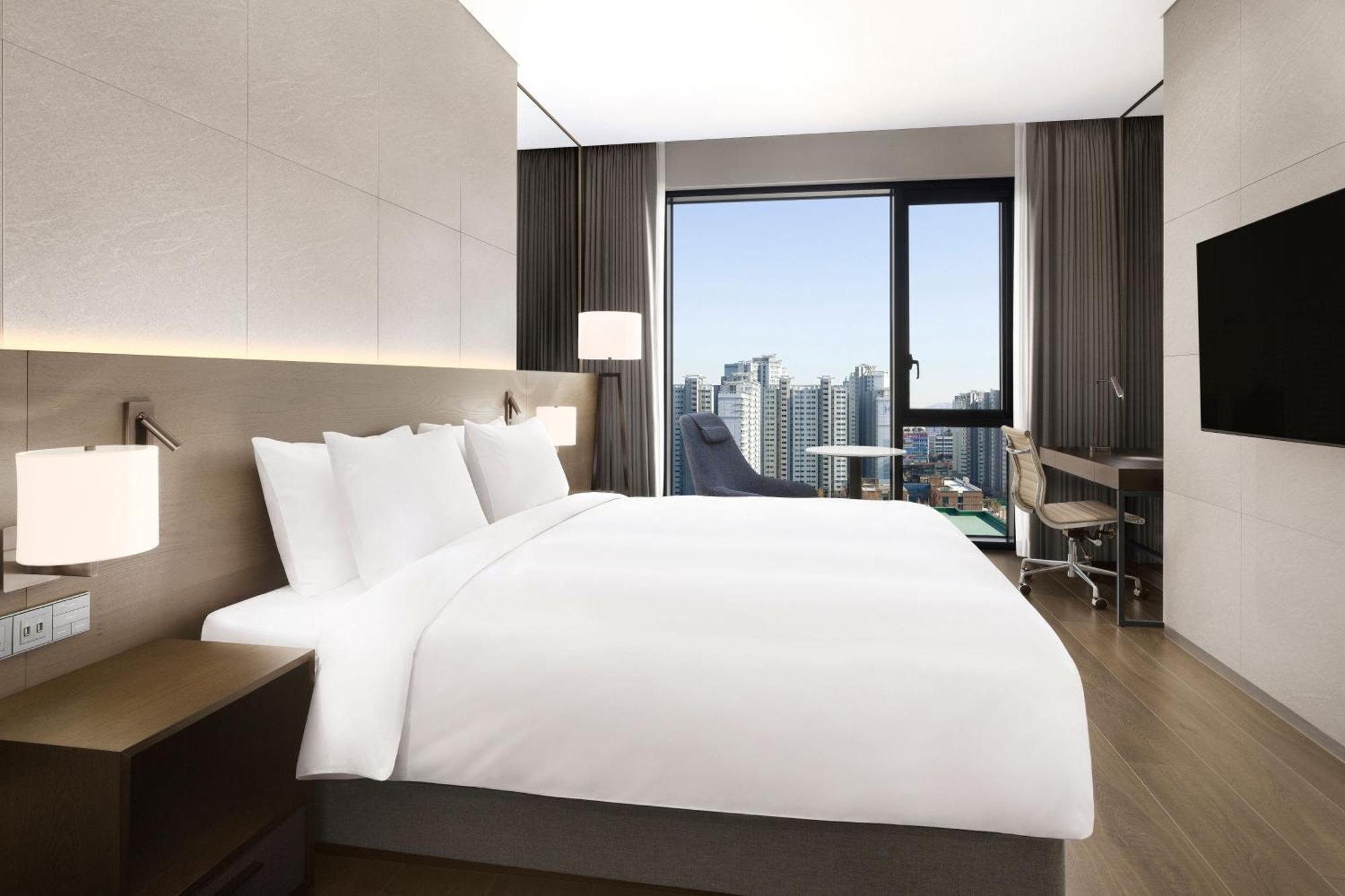 Four Points By Sheraton Suwon Esterno foto